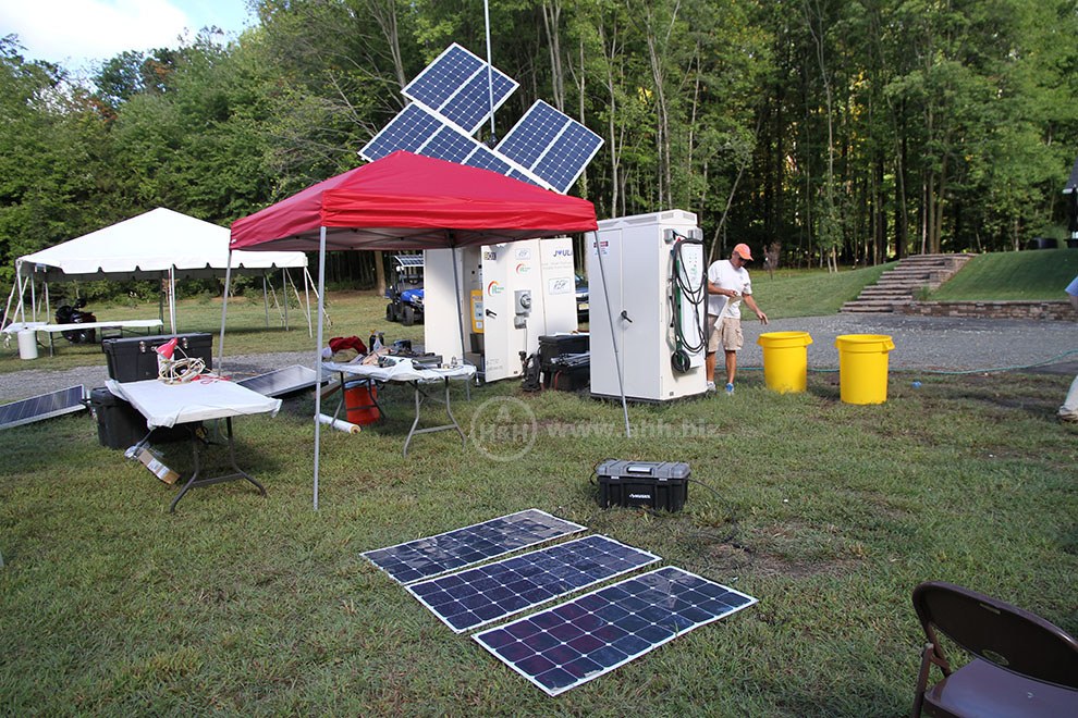 Hydrogen House Dedication 9/11/2015 Pennington NJ - Setting up the Joule Box Display